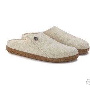 NWT - Birkenstock Zermatt Rivet in Ecru (Out of stock online!)